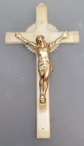 Vintage Creme Perle Kunststoff Jesus Kruzifix 6" x 3" Religiös Wandbehang - Bild 1 von 4