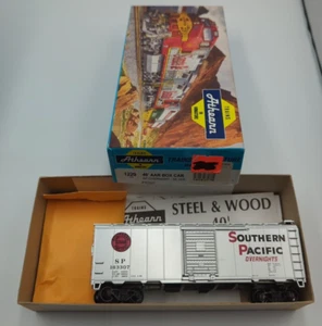 Athearn 1229 HO 40' Steel Boxcar S. P. Southern Pacific Overnight RTR NOS w/KD's - Picture 1 of 13