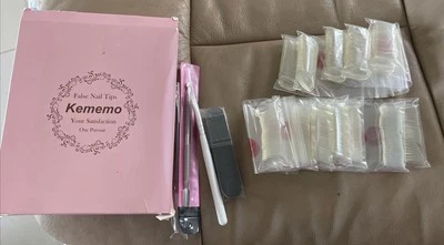 600pcs Short Coffin False Nail Tips For Nail Art With Accessories - Image 1 of 4