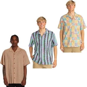 Camisa informal Billabong para hombre Sunday Vacay manga corta estampado de temporada - Imagen 1 de 7