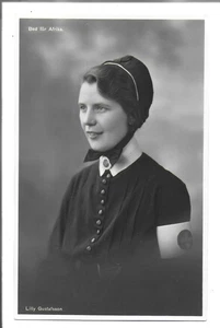 Enfermera misionera sueca Lilly Gustafsson reza por África foto real vintage PC - Imagen 1 de 1