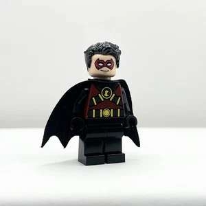 LEGO DC Comics Dazzle Brick Custom Teen Titans Red Robin Variant Minifigure NEW - Picture 1 of 2