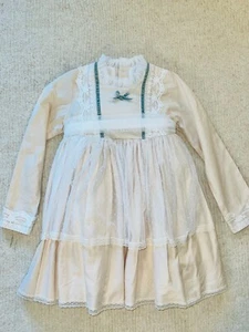 Kids Fashion - ABUELA TATA - Girls Lace Dress Fashion Bow  (Size 8A) Nearly New - Picture 1 of 5