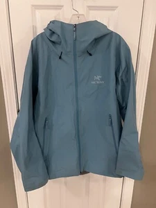 ARC'TERYX Women's "Beta LT" BLue Nylon Hooded Jacket Size XL - Picture 1 of 3