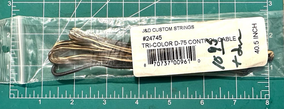 J&D Custom Strings 24745 Tri-Color D-75 Control Cable String BLK/TAN/Buck 41.5” - Image 1 of 3