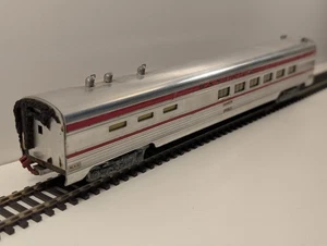 Walthers HO Scale Santa Fe Buffet Coach - Picture 1 of 6