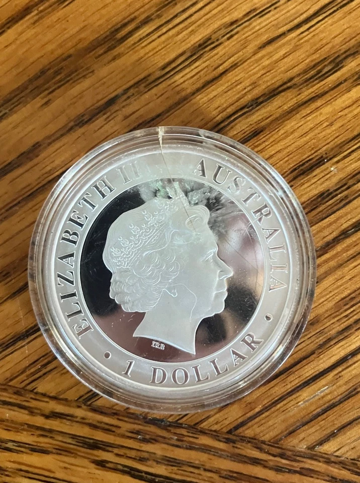 Silver Apollo Coin 2004 - Image 1 of 3