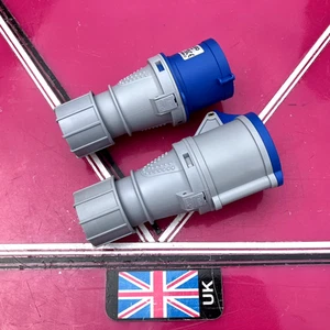 32 AMP 3 Pin Stecker & Steckdosenset 240v IP44 Verlängerungsleitungen etc. - Bild 1 von 5