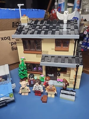 LEGO Harry Potter Set 75968: 4 Privet Drive - Used No Box.     (L15) - Image 1 of 4
