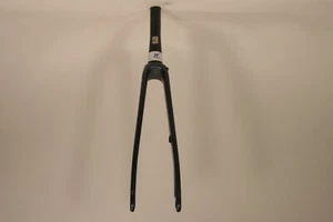 Fuji FC-440 Carbon Disc Fork Tapered x 200mm 700c 100x12mm Thru Axle FKC59 - Picture 1 of 3