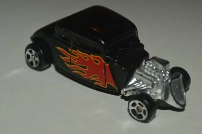 Ford Hot Rod vintage MAISTO 1934 diecast color negro usado muy buenas condiciones Foto 1 de 4