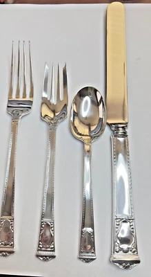 1 JUEGO DE LUGAR TAMAÑO CENA SAN LORENZO TIFFANY ESTERLINA 4 PIEZAS SIN MONO PULIDO Foto 1 de 4