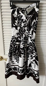 White House Black Market Size 0 Black & White Floral Fit & Flare Dress - Picture 1 of 5