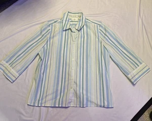 Studio Works Petite knitterfreie Bluse mit Knopfleiste Damen Gr. PL blau grün Streifen - Bild 1 von 9