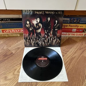 KISS Smashes, Thrashes And Hits Lp 1988 Vinyl Record Vg+ Gene Simmons Army RARE - Picture 1 of 21