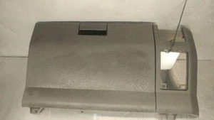 04-07 INFINITY QX56 GLOVE BOX 164348 - Bild 1 von 11