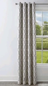 Inbus + Roth Blackout Amherst Tülle oben 1 Panel 50"inx95"in  - Bild 1 von 5