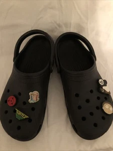 Black CROCS Adult Size 8M/10W CLOG Style w/Removable Charms Preowned - Picture 1 of 4