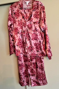 Marylyn Monroe Printed Pajamas Size XL ~ NWOT ~ Shades of Pinks - Picture 1 of 2