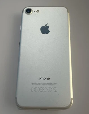 Apple iPhone 7- Silver 32GB Unlocked - 89% Battery-FULLY TESTED - FREE DELIVERY - Image 1 of 4