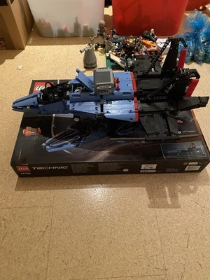 LEGO Air Race Jet 42066 - 7 Kg Technik und Zubehör - Bild 1 von 3