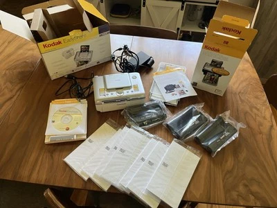 Kodak EASYSHARE 500 Digital Photo Thermal Printer With Three Carts And 160 Pg C2 - Image 1 of 4