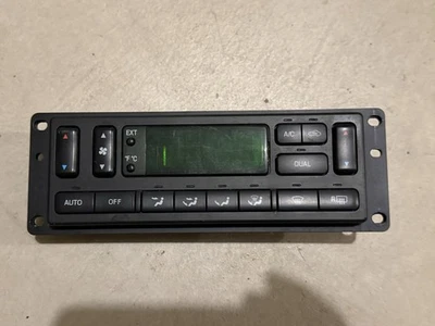 Climatizador digital Mercury Mountaineer 8L24-18C612-AA 2006-2010 Foto 1 de 4