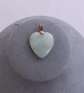 Vintage 1970's 14K White Tinge of Green Jade Heart Shaped Pendant 25 mm New #51 - Picture 1 of 5
