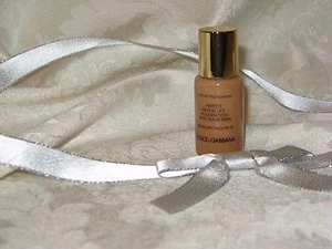 Dolce & Gabbana. Perfect Reveal Lift Foundation "Soft Tan 160" 15 ml/0.5 fl.oz. - Picture 1 of 2