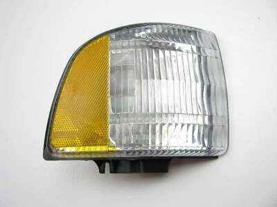 NUEVO FUERA DE CAJA Lámpara de luz de señal de giro de esquina lado derecho para Ram 1500 1994-2002 Foto 1 de 4