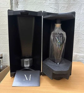 Botella vacía Macallan M de Japón - Imagen 1 de 5