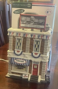 Department 56 Christmas in the City Chicago White Sox Souvenir Shop - Picture 1 of 8