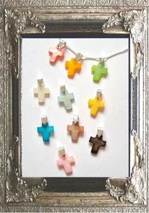 KETTENANHÄNGER KREUZ Perlmutt grün gelb türkis weiß rot rosa orange grau braun - Bild 1 von 12