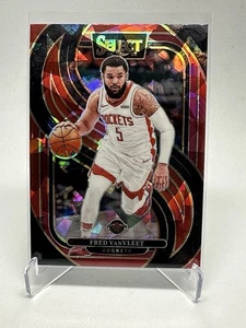 2024-25 Panini Select - Premier Level Fred VanVleet #118 Red Cracked Ice Prizm - Foto 1 di 2