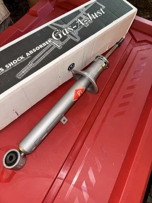 Amortiguador de gas KYB Gas-a-just para Nissan 300ZX (chasis Z31) Foto 1 de 4