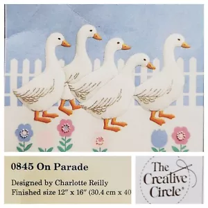 "Kit ago vintage Creative Circle #845 ""On Parade"" 12"" x 16" - Foto 1 di 15