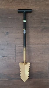 Excalibur Metal Detecting Shovel T-Handle Serrated Edges Model Sir Kay