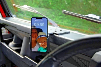 Land Rover Defender Phone Holder RAM AMPS Brodit compatible SLIGHT SECOND - image 1 of 4