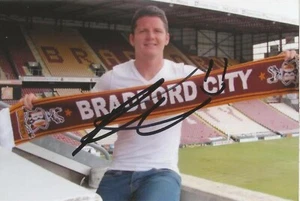 BRADFORD: FOTO RITRATTO 6x4 firmata Billy Knott + certificato di autenticità - Foto 1 di 1