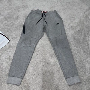 2014 nike tech fleece joggers OG version 1.0 mens size medium - Picture 1 of 4