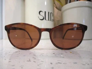 Gafas de sol deportivas Serengeti Fiji 6404 usadas en excelente estado cuerno marrón lentes de vidrio 48 20 140 - Imagen 1 de 8