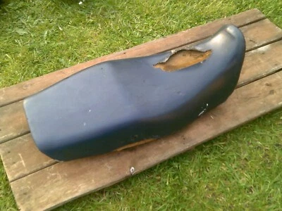 UNIDAD DE ASIENTO GAMMA SUZUKI RG250 CON GOMAS Y PESTILLO Foto 1 de 4