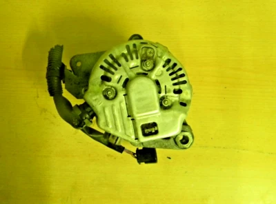 GENUINE 2010-19 TOYOTA SIENTA/VITZ ALTERNATOR 27060-21131 - Image 1 of 4