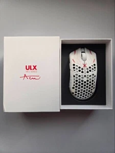 Finalmouse ULX Pro Series Aceu Lion (S) blanche haute vitesse sans fil d'occasion - Photo 1/5