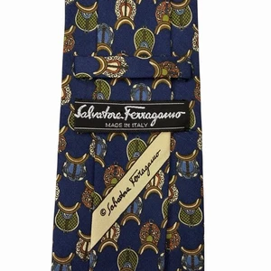 Salvatore Ferragamo Herren Krawatte Reitsport Pferd Sättel blau Seide 3,5" 56,25" euc - Bild 1 von 4