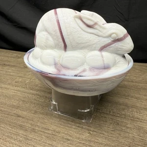 Fenton Glas Hase Kaninchen auf Nest lila Schlacke Glasschale Schale Ostern - Bild 1 von 10