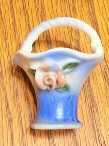 Antik Vintage Miniatur 2" gekräuselt Porzellan Rosenkorb Japan Zahnstocher - Bild 1 von 5
