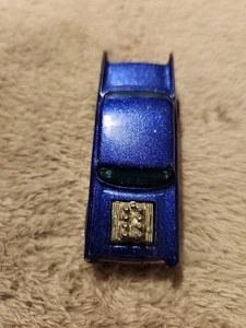 Hot Wheels 57 Chevy, metallic blue with gold wheels - Picture 1 of 6