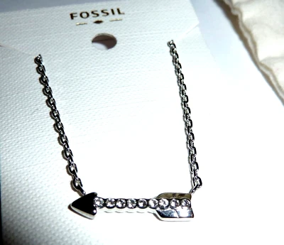 FOSSIL Kette / Damenkette silberfarben PFEIL Steinchen JOA00489040 NEU - Bild 1 von 3