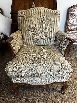 Antique French Chair • 400£